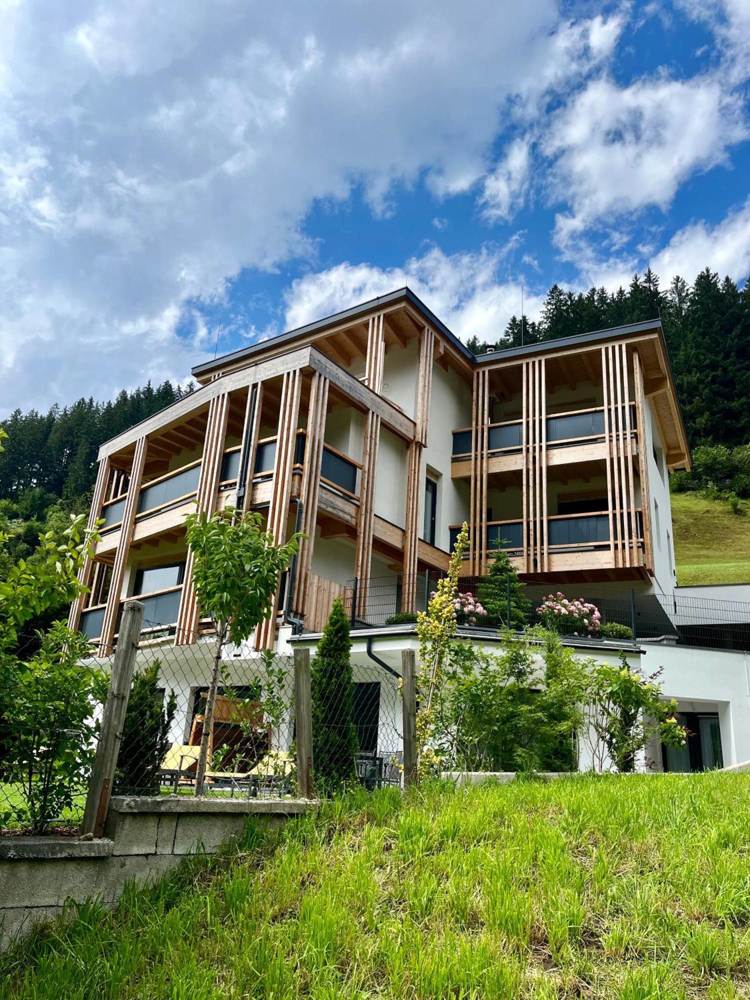 Natur Zeit - Alpine Garden Apartments Mayrhofen Luaran gambar