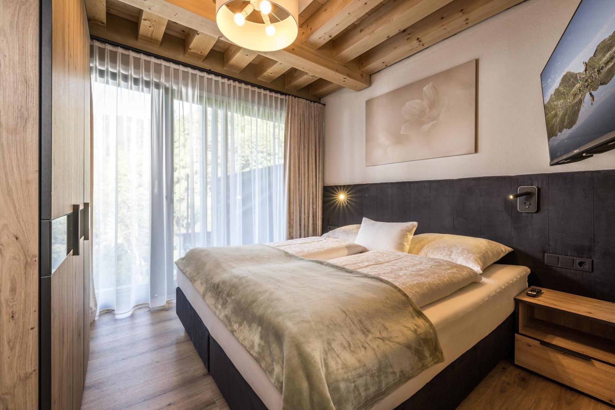Natur Zeit - Alpine Garden Apartments Mayrhofen Luaran gambar
