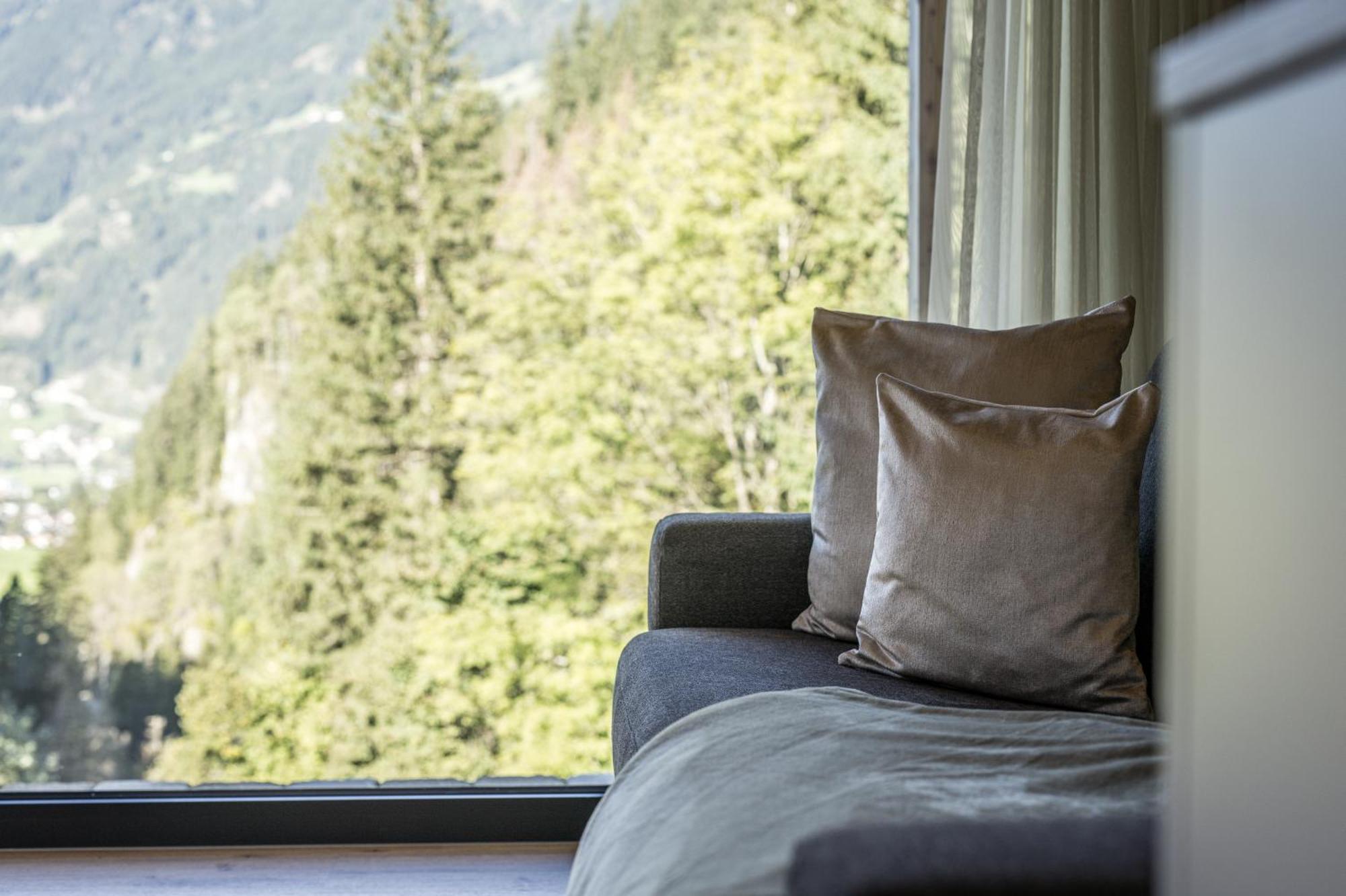 Natur Zeit - Alpine Garden Apartments Mayrhofen Luaran gambar